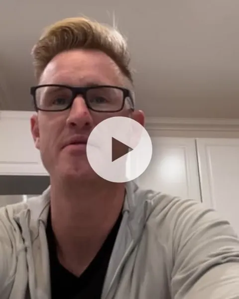 Video review by Barry Galvin